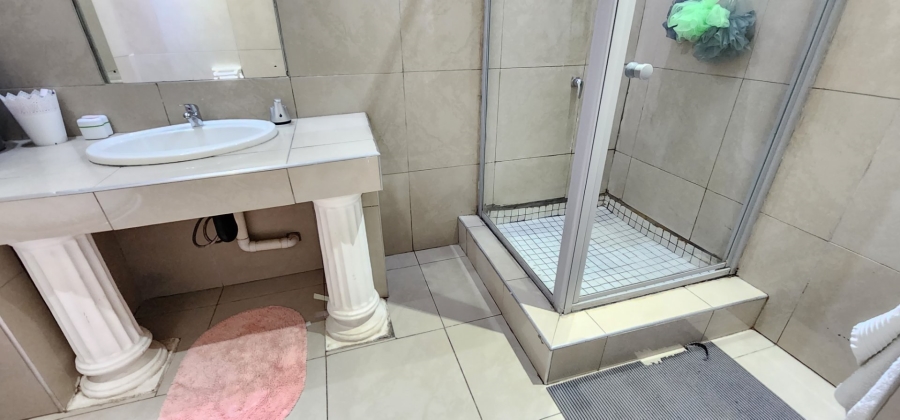 11 Bedroom Property for Sale in Erasmia Gauteng