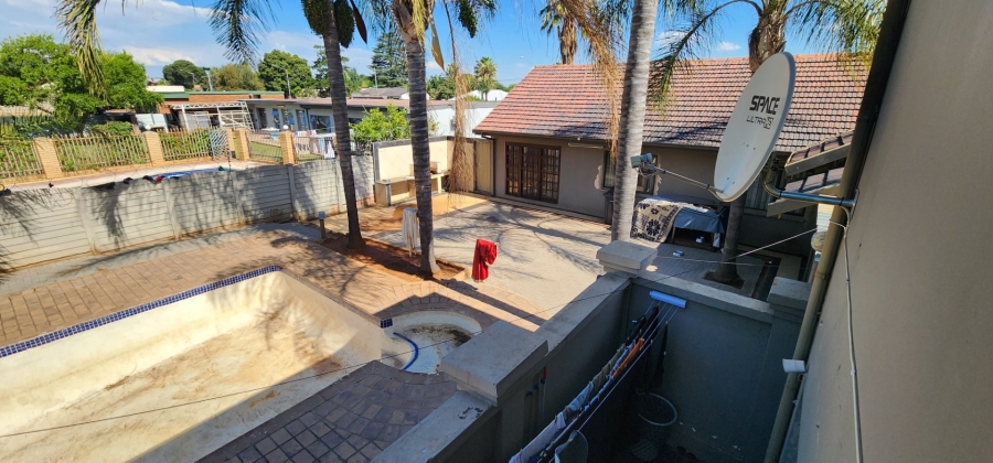 11 Bedroom Property for Sale in Erasmia Gauteng