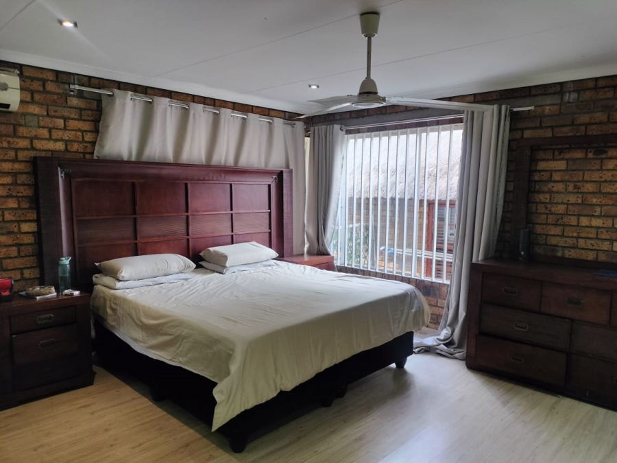 4 Bedroom Property for Sale in Beyers Park Gauteng