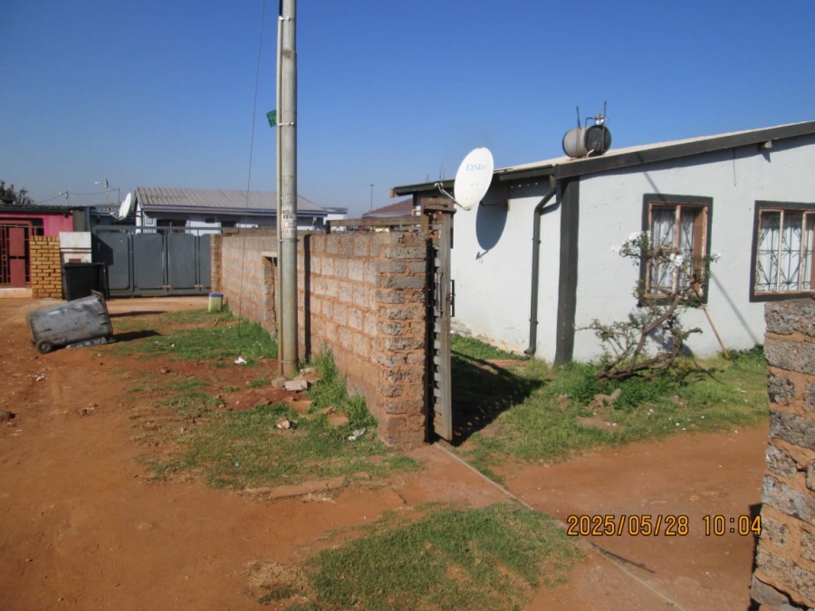 3 Bedroom Property for Sale in Roodekop Gauteng