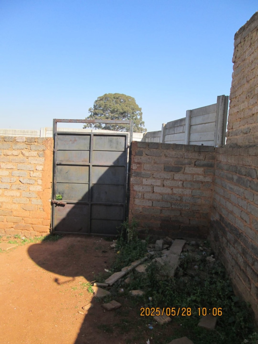 3 Bedroom Property for Sale in Roodekop Gauteng