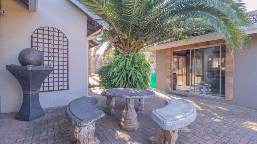 4 Bedroom Property for Sale in Witkoppie Ridge Gauteng