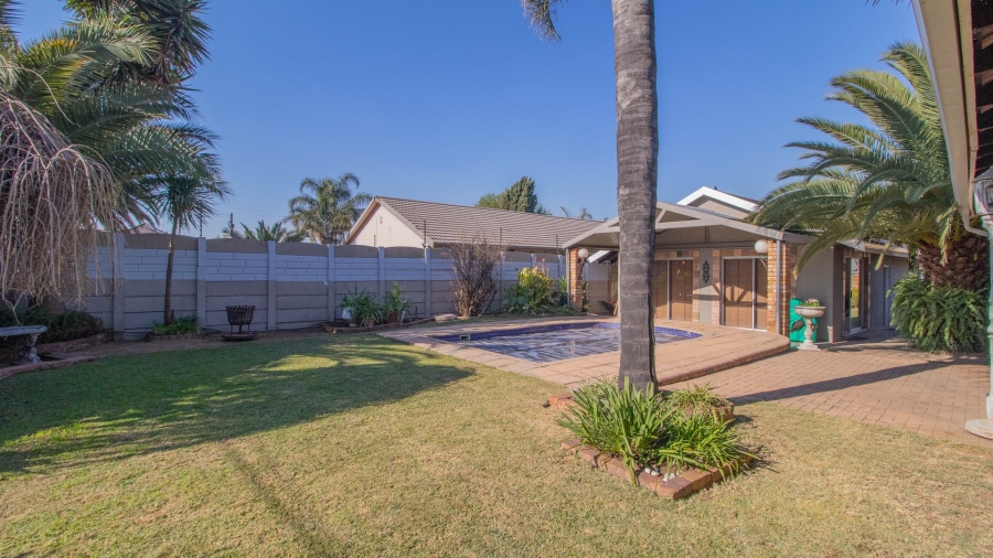 4 Bedroom Property for Sale in Witkoppie Ridge Gauteng
