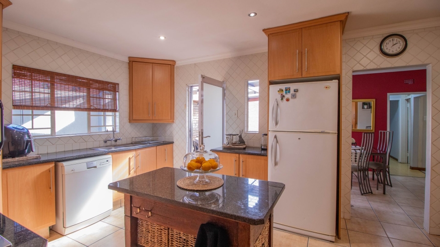 4 Bedroom Property for Sale in Witkoppie Ridge Gauteng