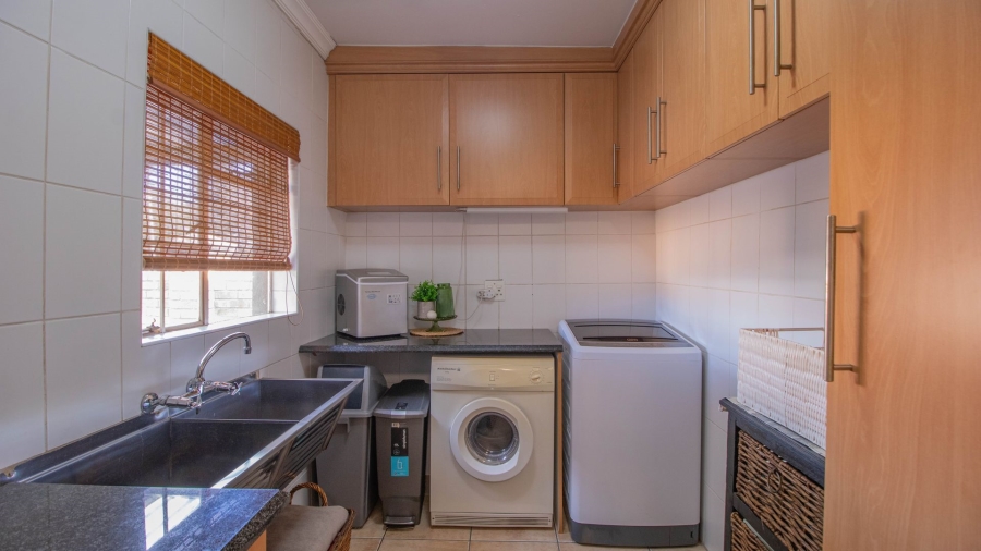 4 Bedroom Property for Sale in Witkoppie Ridge Gauteng