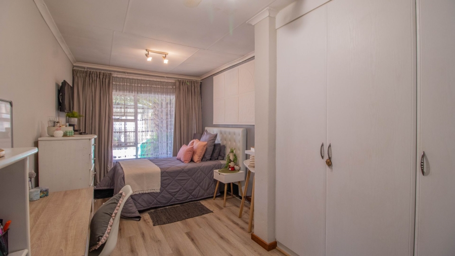 4 Bedroom Property for Sale in Witkoppie Ridge Gauteng