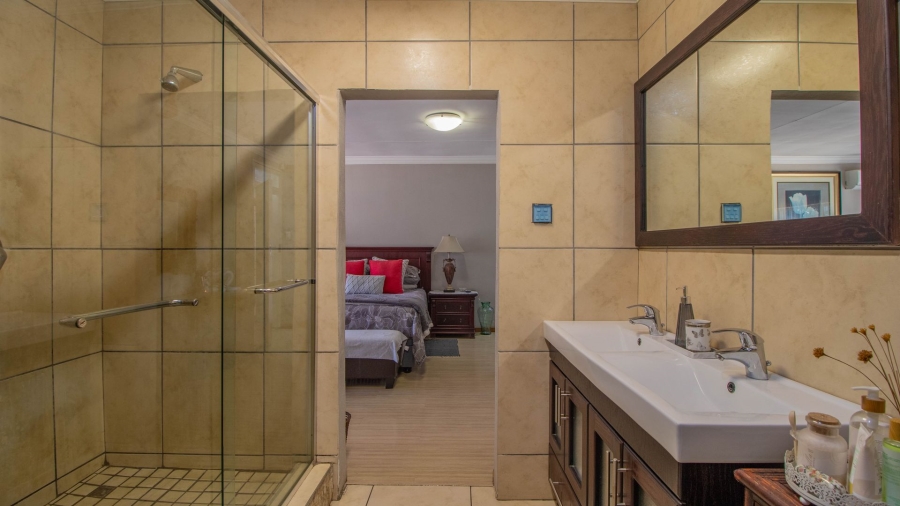 4 Bedroom Property for Sale in Witkoppie Ridge Gauteng
