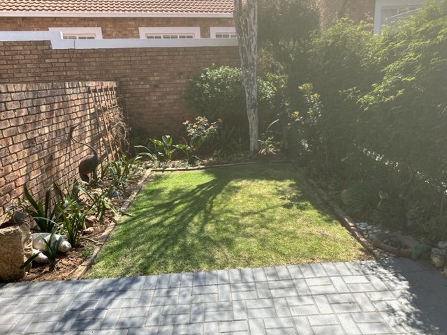 2 Bedroom Property for Sale in Honeydew Grove Gauteng