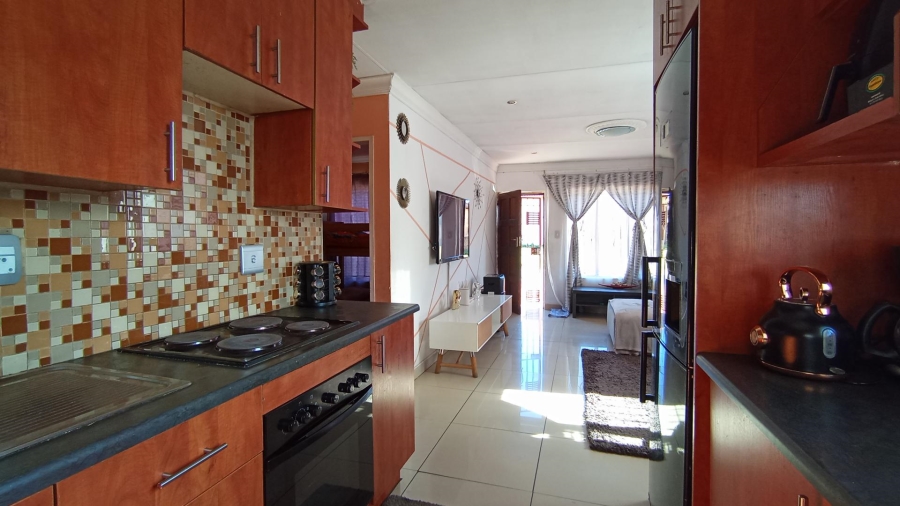 3 Bedroom Property for Sale in Noordwyk Gauteng