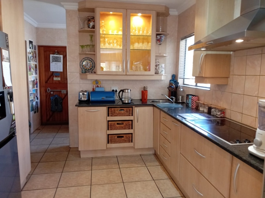 3 Bedroom Property for Sale in Pebble Creek Gauteng