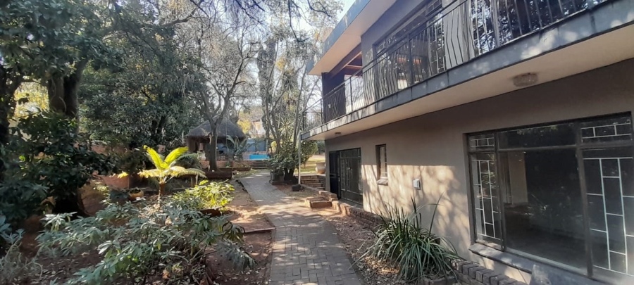 To Let 6 Bedroom Property for Rent in Waterkloof Ridge Gauteng