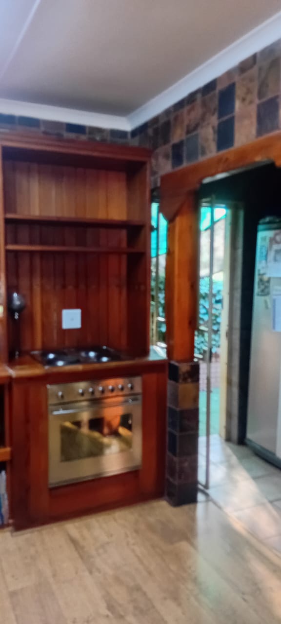 5 Bedroom Property for Sale in Doornpoort Gauteng