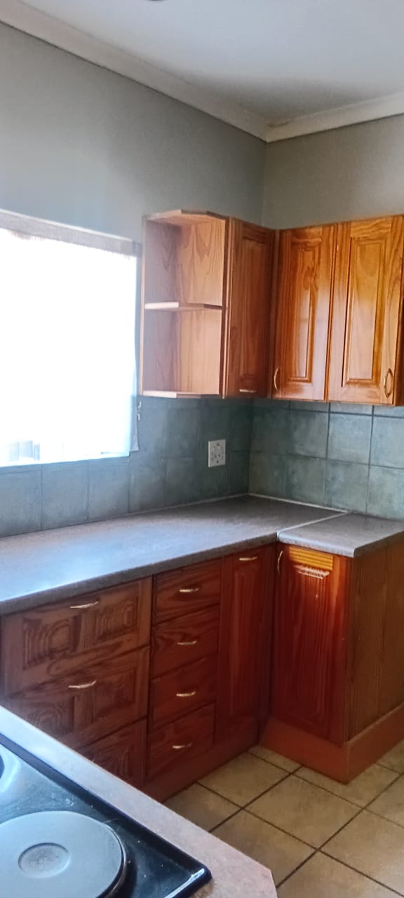 5 Bedroom Property for Sale in Doornpoort Gauteng