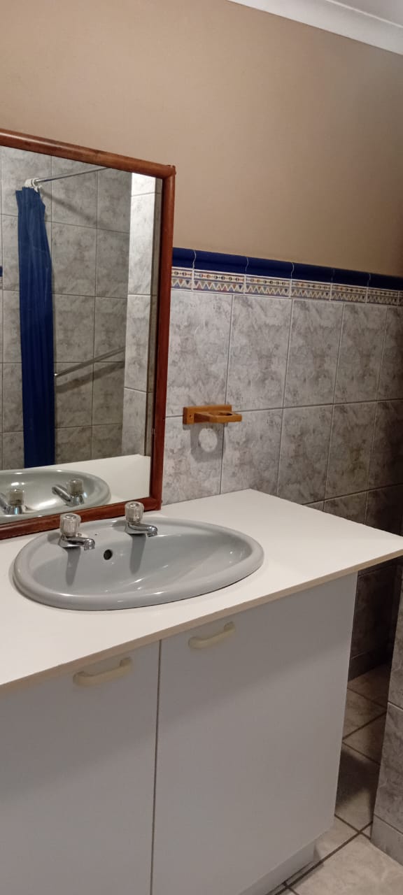 5 Bedroom Property for Sale in Doornpoort Gauteng