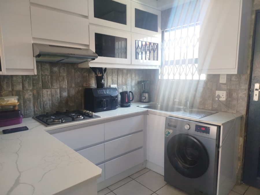 3 Bedroom Property for Sale in Kirkney Gauteng