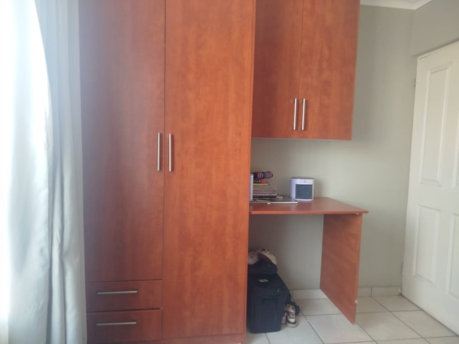 3 Bedroom Property for Sale in Kirkney Gauteng