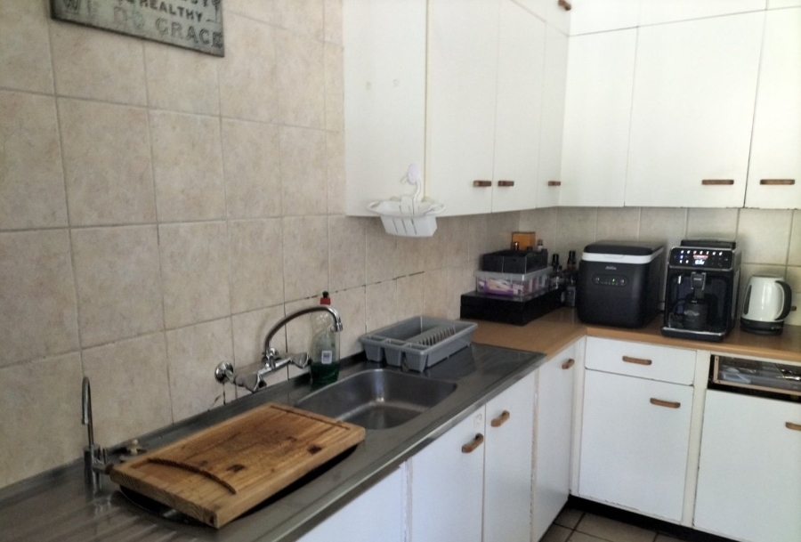 3 Bedroom Property for Sale in Harmelia Gauteng