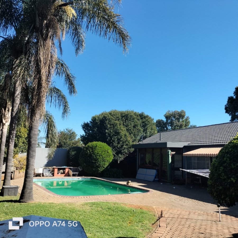 3 Bedroom Property for Sale in Harmelia Gauteng