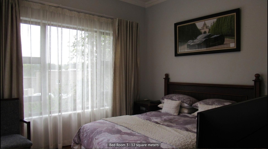 5 Bedroom Property for Sale in Stone River Estate Gauteng