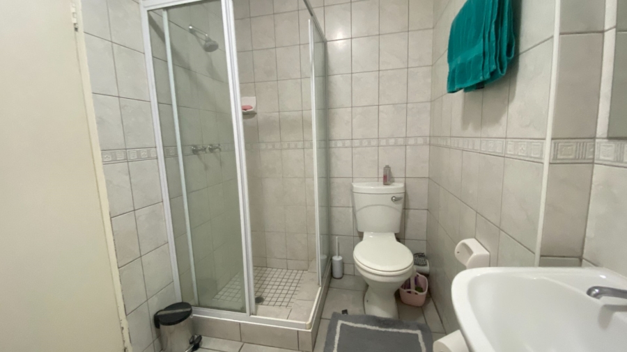 2 Bedroom Property for Sale in Fourways Gauteng