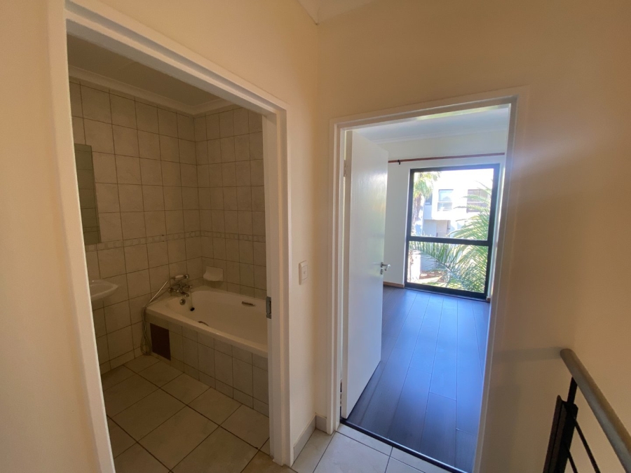 2 Bedroom Property for Sale in Fourways Gauteng
