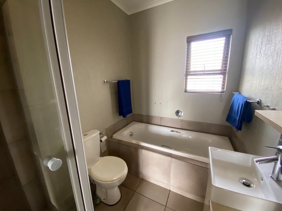 2 Bedroom Property for Sale in Fourways Gauteng