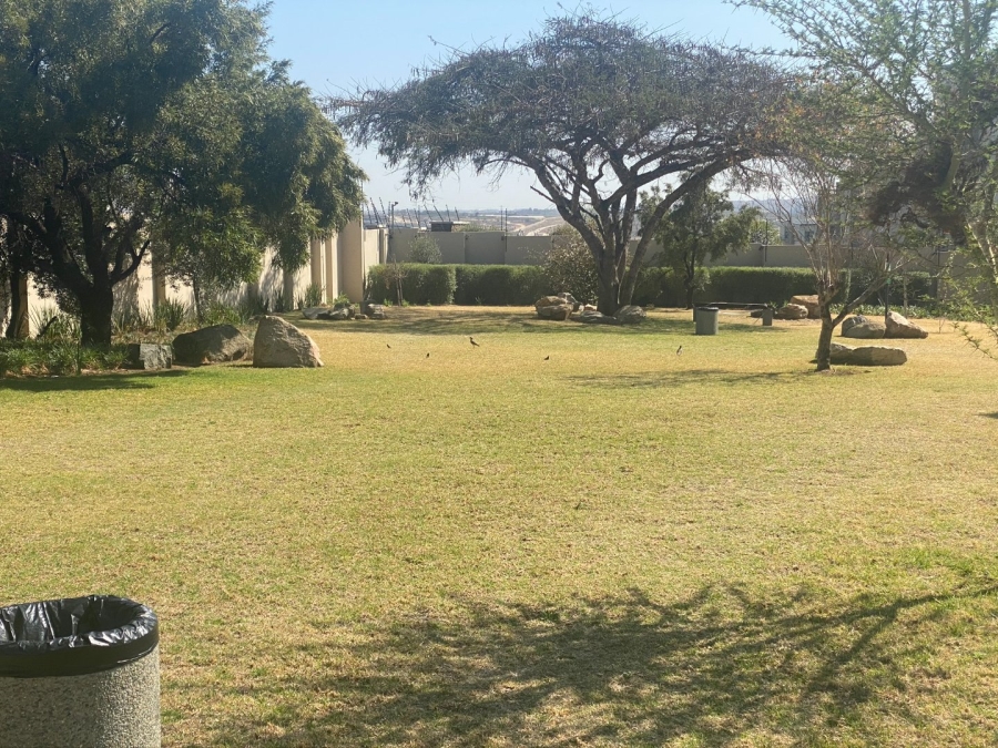 2 Bedroom Property for Sale in Fourways Gauteng