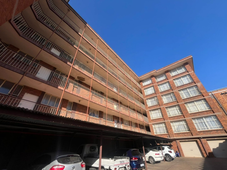 2 Bedroom Property for Sale in Silverton Gauteng