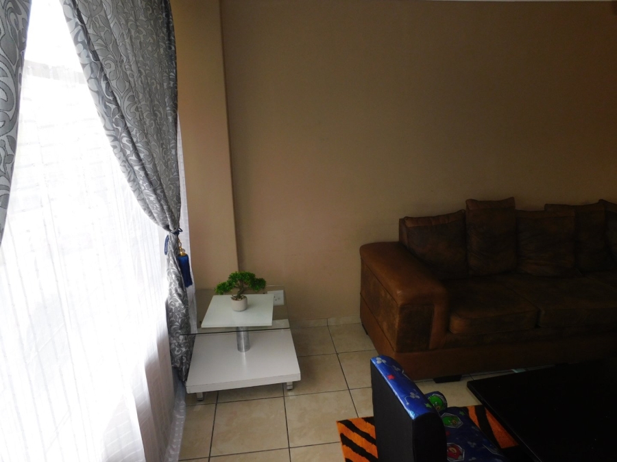 2 Bedroom Property for Sale in Silverton Gauteng