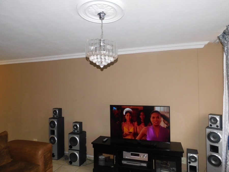 2 Bedroom Property for Sale in Silverton Gauteng