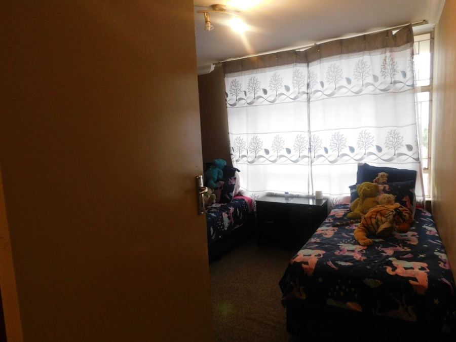 2 Bedroom Property for Sale in Silverton Gauteng