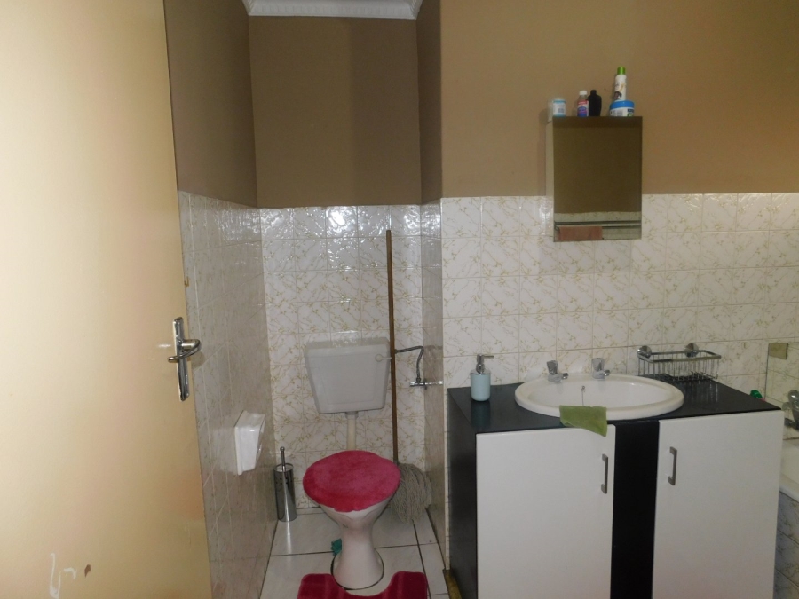 2 Bedroom Property for Sale in Silverton Gauteng