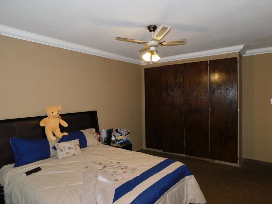 2 Bedroom Property for Sale in Silverton Gauteng
