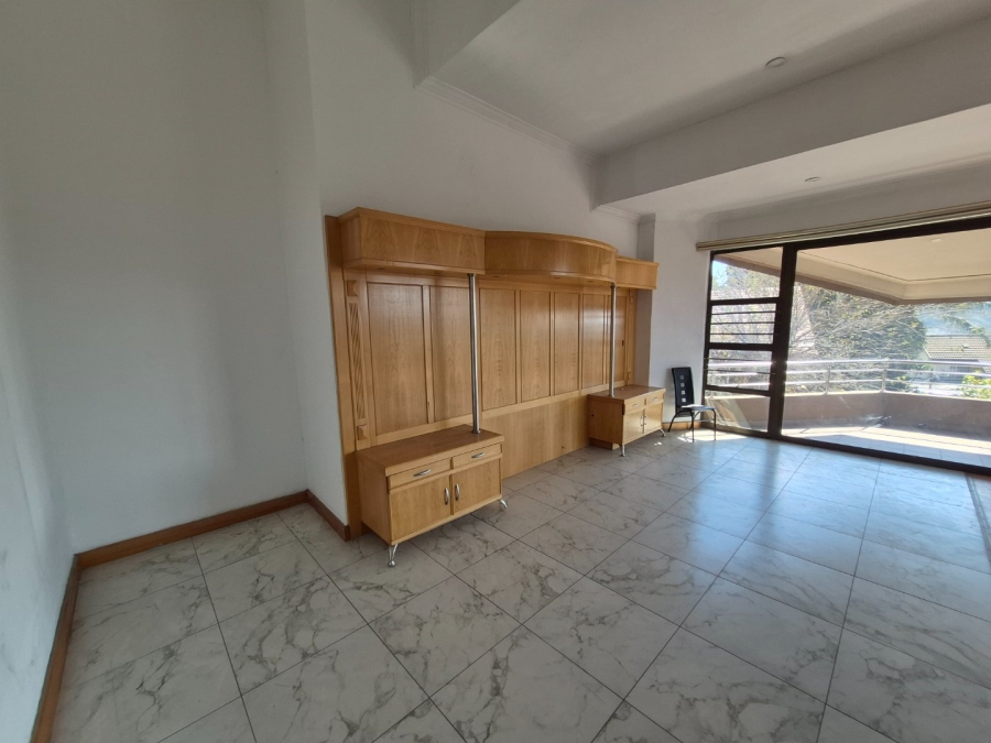 4 Bedroom Property for Sale in Laudium Gauteng