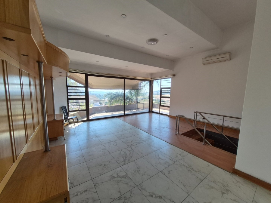 4 Bedroom Property for Sale in Laudium Gauteng