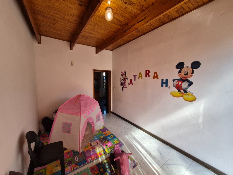 4 Bedroom Property for Sale in Laudium Gauteng