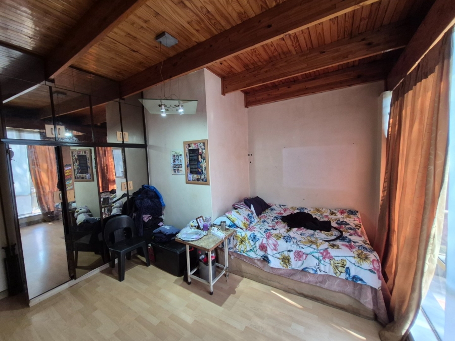 4 Bedroom Property for Sale in Laudium Gauteng