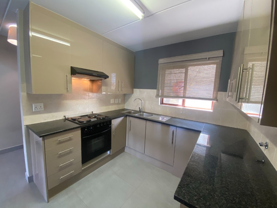 2 Bedroom Property for Sale in Fourways Gauteng