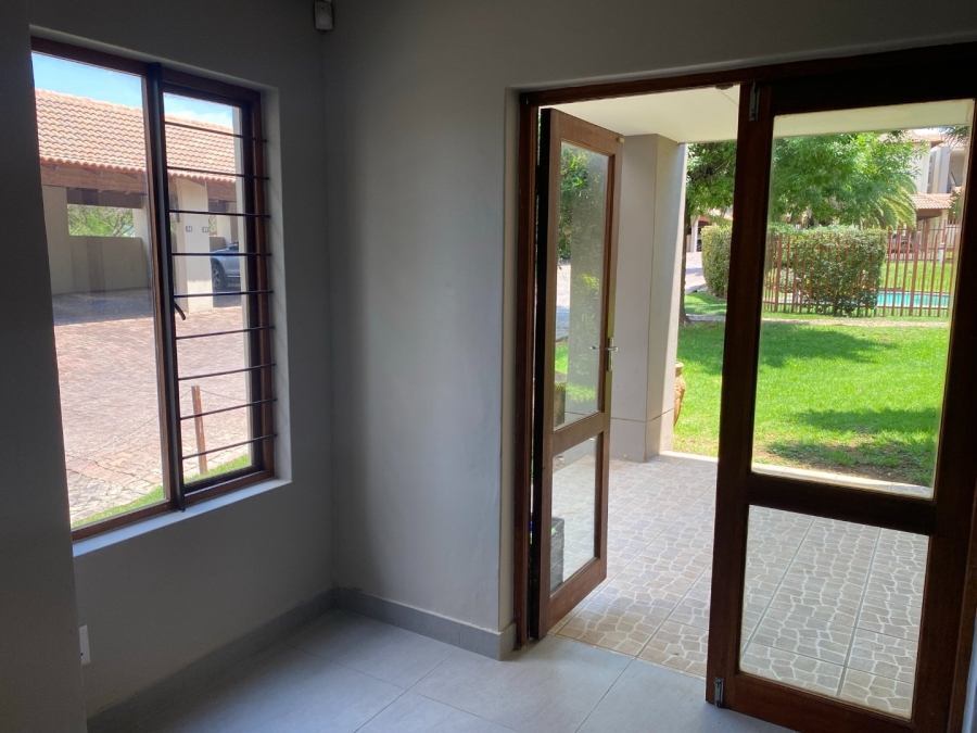 2 Bedroom Property for Sale in Fourways Gauteng