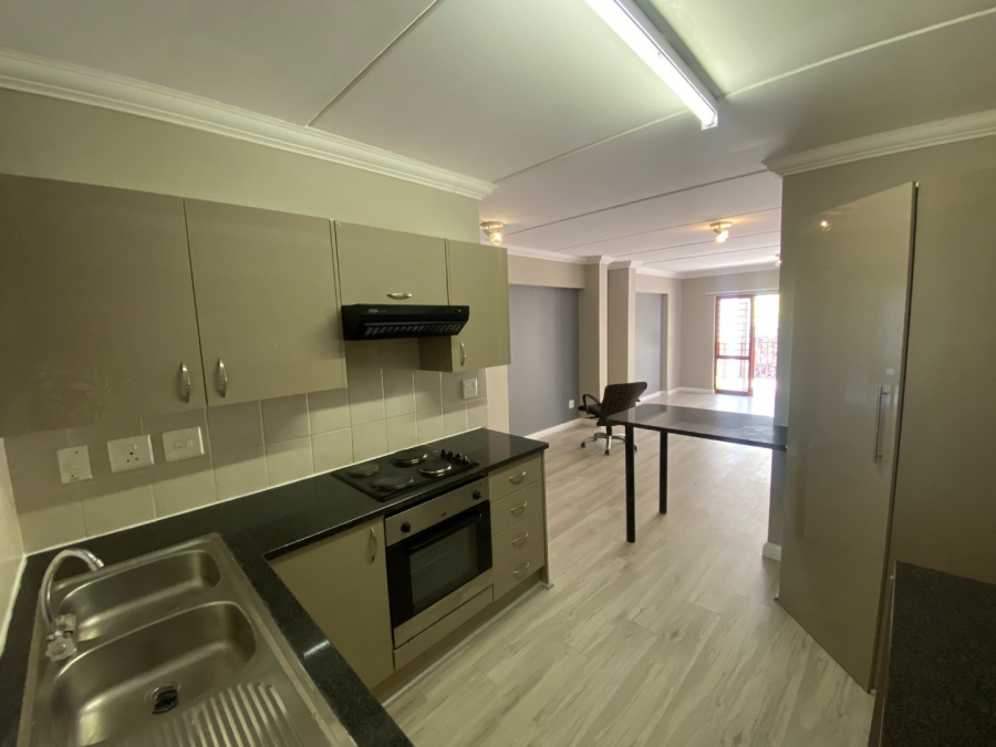 2 Bedroom Property for Sale in Broadacres Gauteng