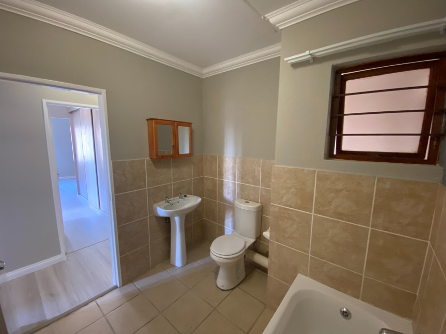 2 Bedroom Property for Sale in Broadacres Gauteng
