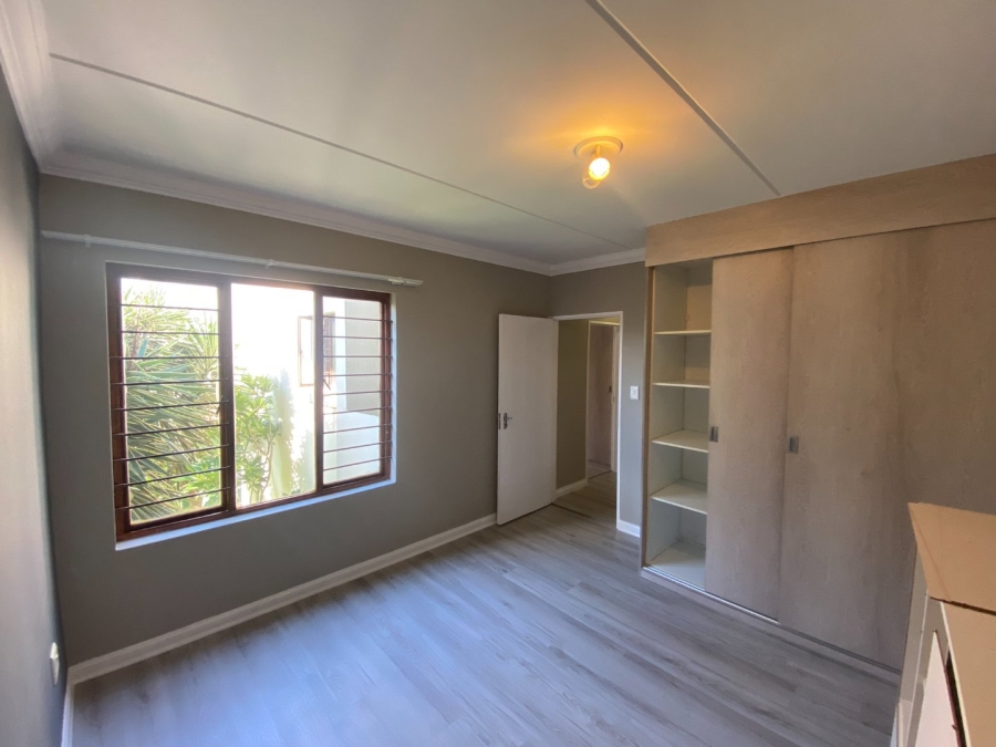 2 Bedroom Property for Sale in Broadacres Gauteng