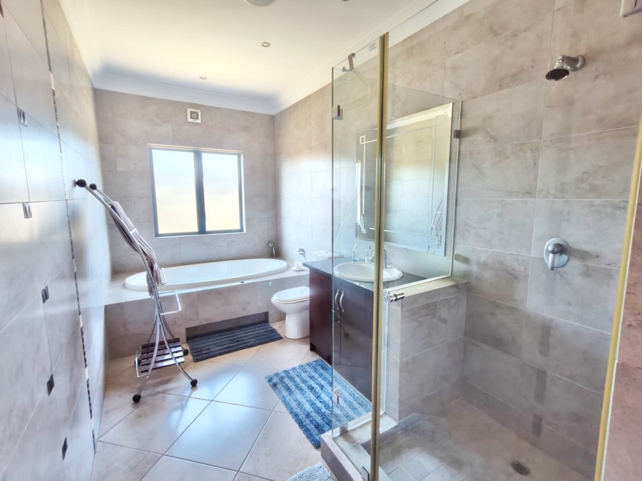 4 Bedroom Property for Sale in Vaal Marina Gauteng