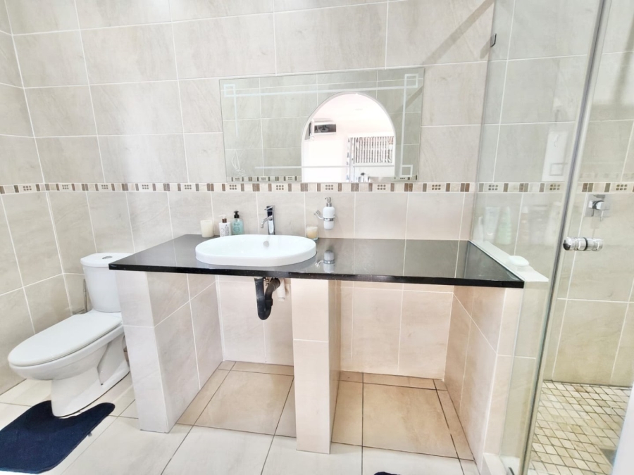 4 Bedroom Property for Sale in Vaal Marina Gauteng