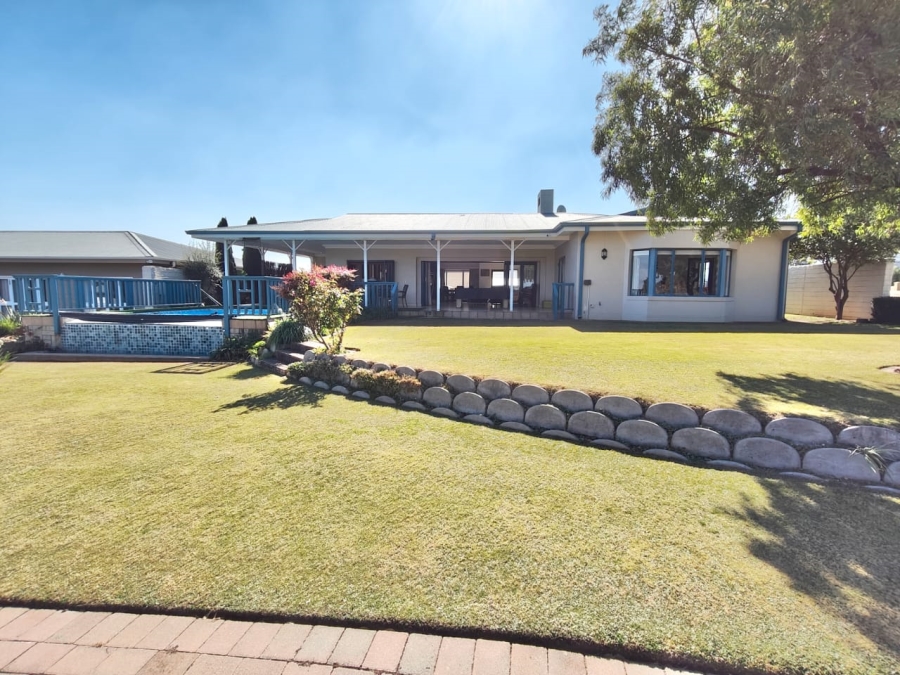 4 Bedroom Property for Sale in Vaal Marina Gauteng