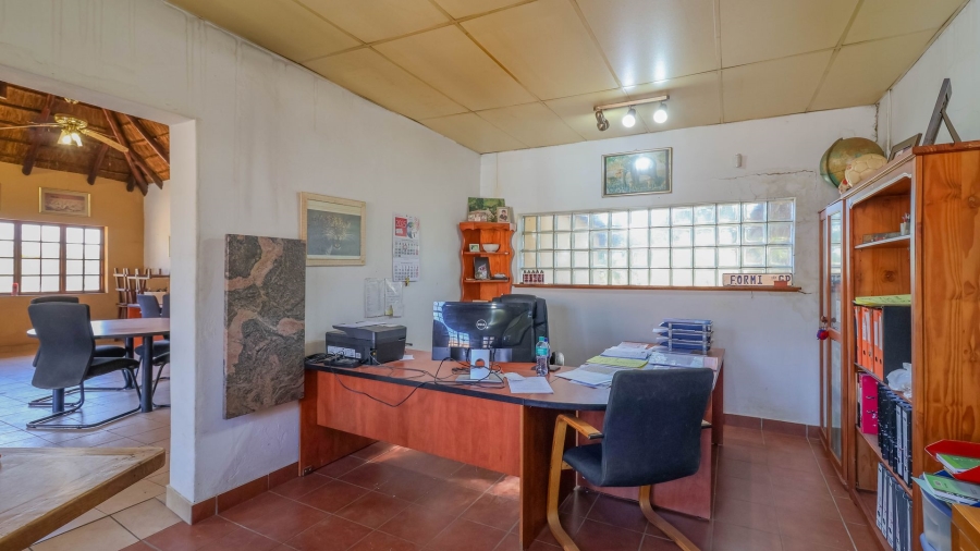  Bedroom Property for Sale in Chartwell Gauteng