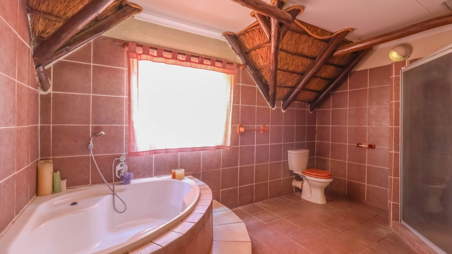  Bedroom Property for Sale in Chartwell Gauteng
