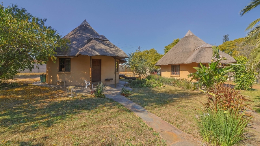  Bedroom Property for Sale in Chartwell Gauteng