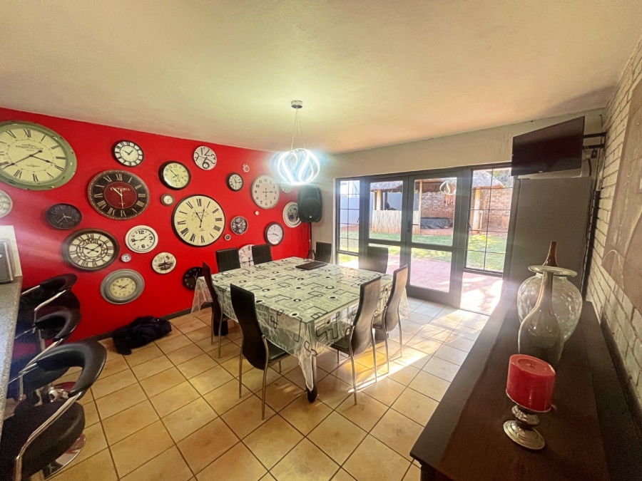 4 Bedroom Property for Sale in Val de Grace Gauteng