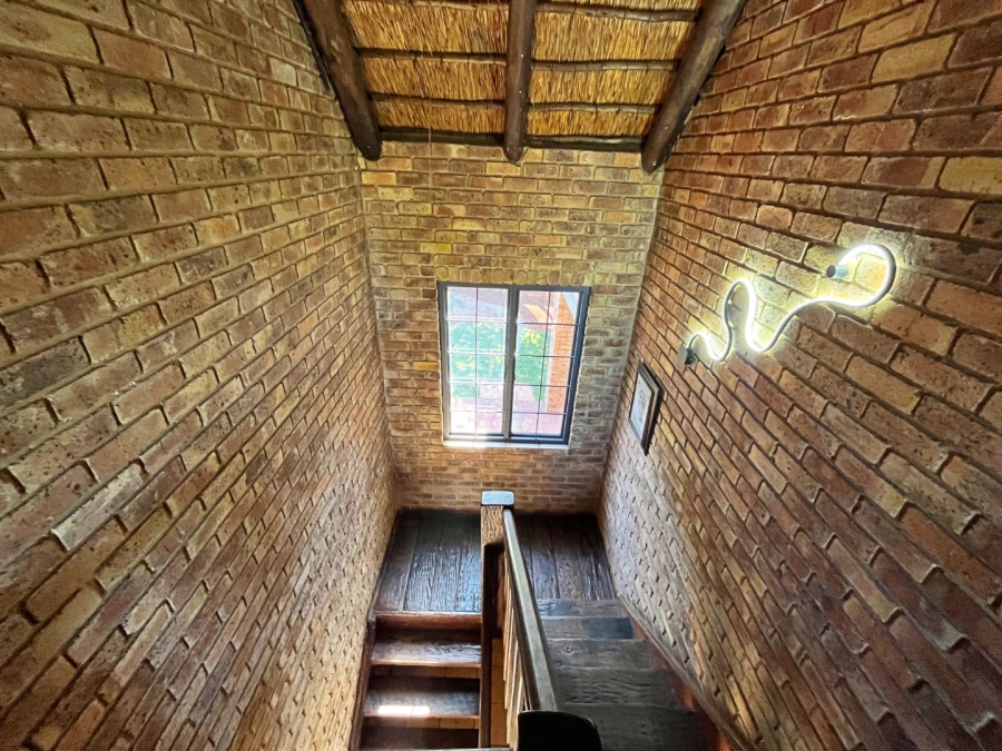 4 Bedroom Property for Sale in Val de Grace Gauteng